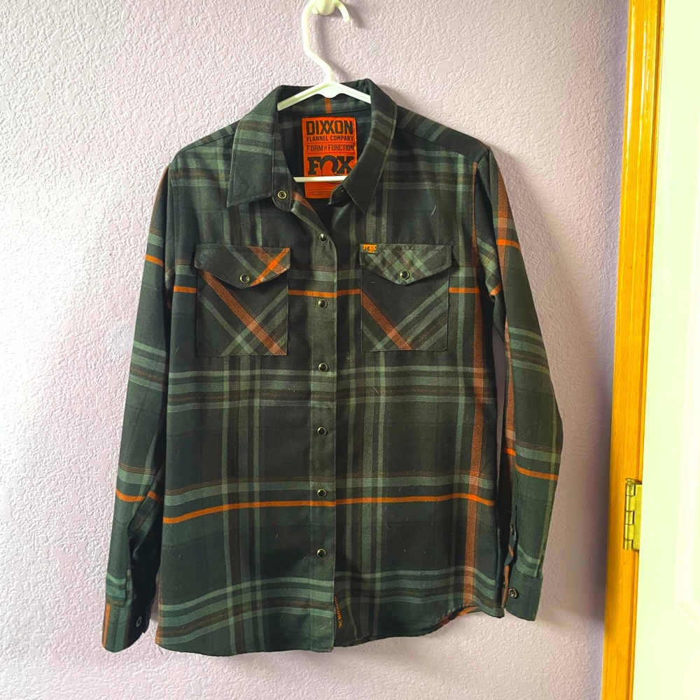 DIXXON FLANNEL FOX FORM AND FUNCTION SIZE LARGE